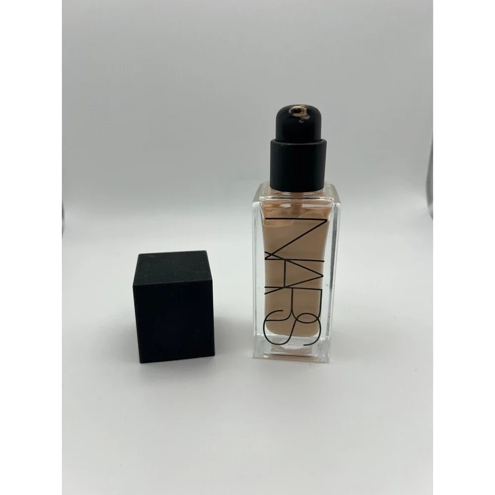 NARS Tinted Glow Booster - Light Kalvoya (Lightly Used & Sanitized)